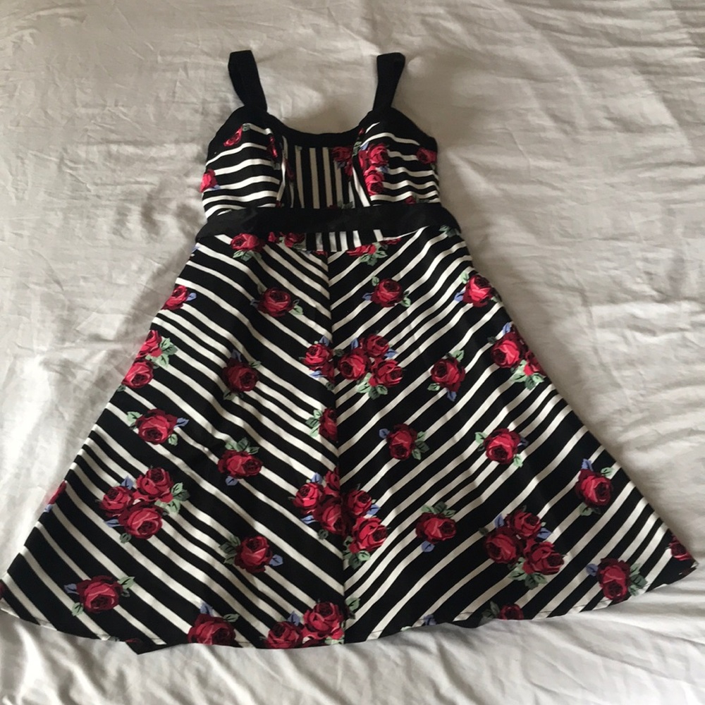 Bea & Dot by ModCloth- Floral A Line Dress- L 🌺🌺